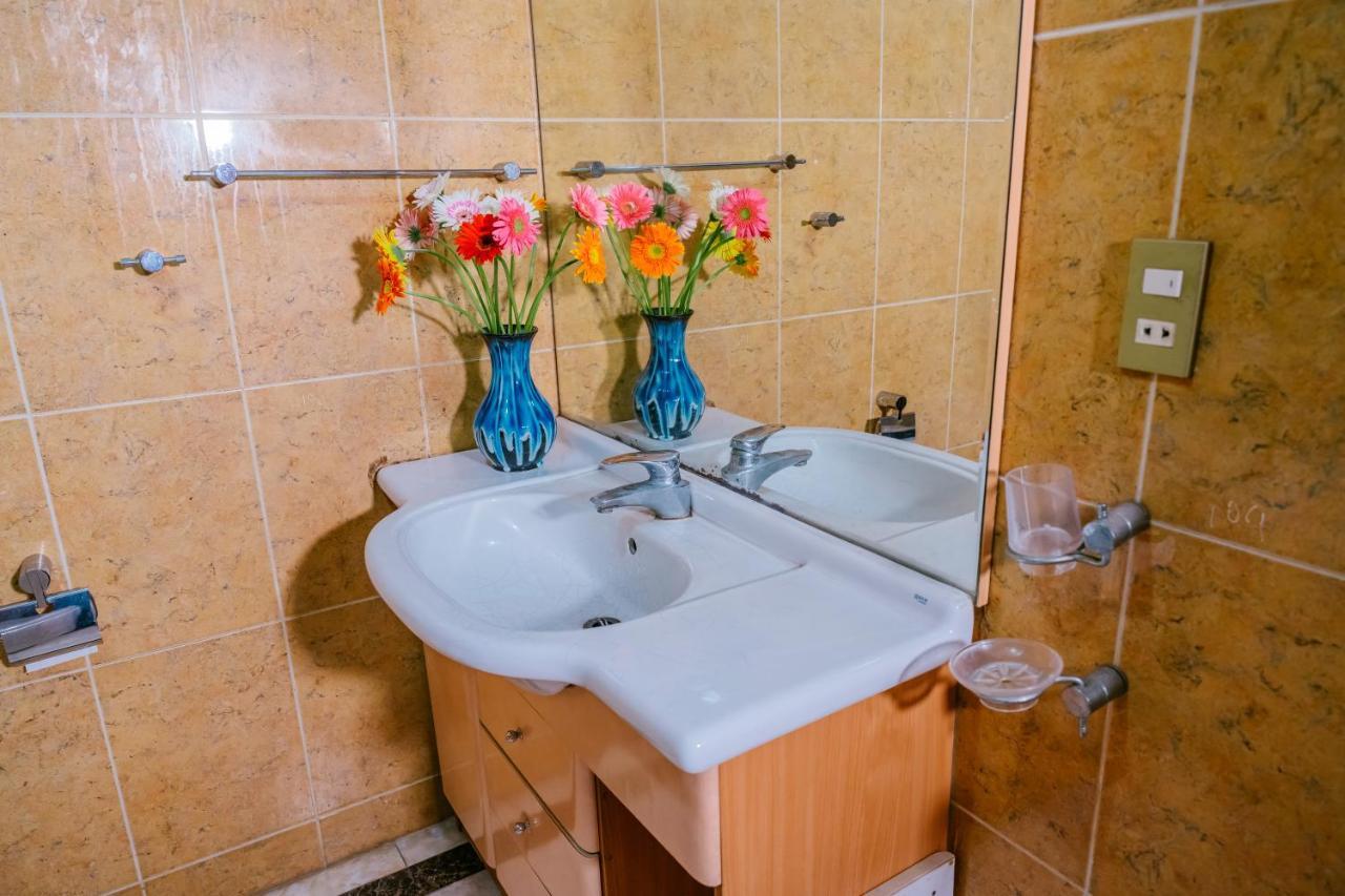 Hola House Hanoi Bagian luar foto